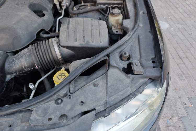 Used Jeep Grand Cherokee 2011 Revised Version 3.6L Comfort Edition Engine Bay Left