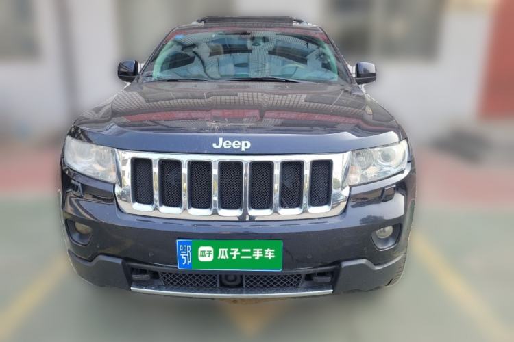 Used Jeep Grand Cherokee 2011 5.7L Flagship Navigation Edition Front