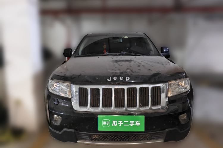 Used Jeep Grand Cherokee 2011 3.6L Luxury Edition Front