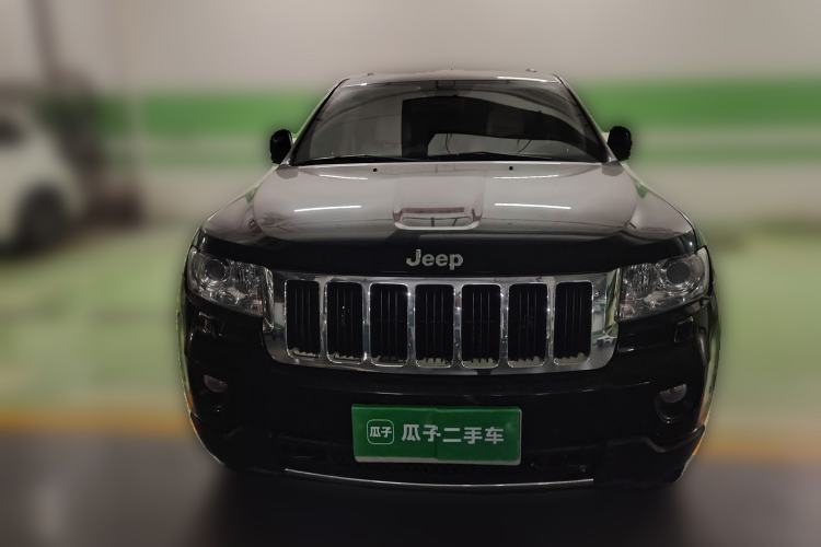Used Jeep Grand Cherokee 2011 3.6L Luxury Edition Front