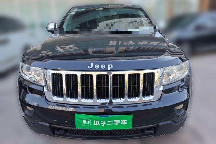 Used Jeep Grand Cherokee 2011 Revised Version 3.6L Comfort Edition Front