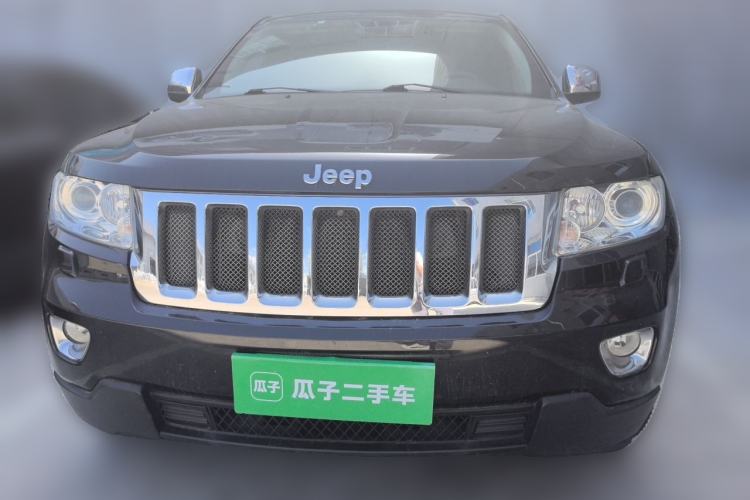 Used Jeep Grand Cherokee 2011 Revised Version 3.6L Comfort Edition Front