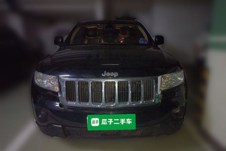 Used Jeep Grand Cherokee 2011 Revised Version 3.6L Comfort Edition Front