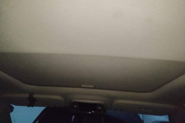 Used Jeep Grand Cherokee  Headliner
