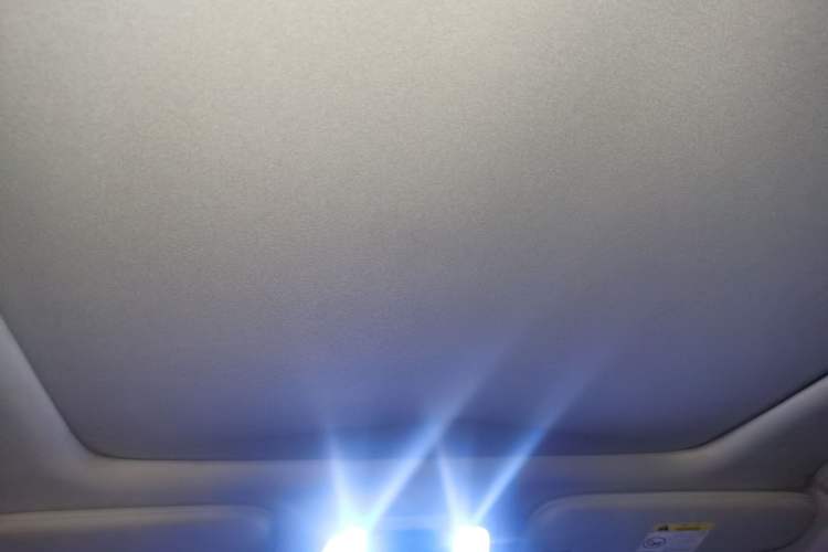 Used Jeep Grand Cherokee  Headliner