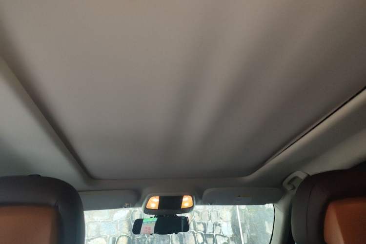 Used Jeep Grand Cherokee 2011 3.6L Flagship Edition Headliner