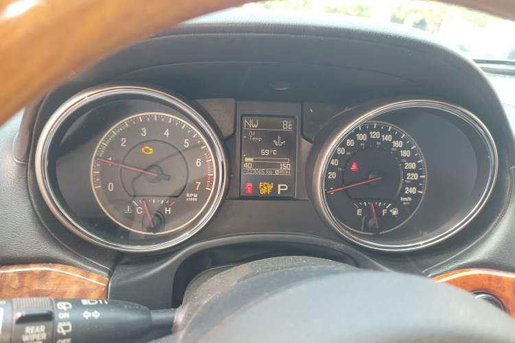 Used Jeep Grand Cherokee 2011 5.7L Flagship Navigation Edition Instrument Cluster