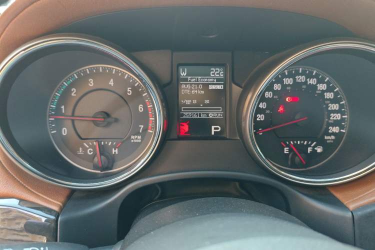 Used Jeep Grand Cherokee 2011 5.7L Flagship Navigation Edition Instrument Cluster