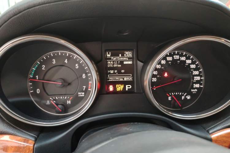 Used Jeep Grand Cherokee 2011 3.6L Flagship Edition Instrument Cluster