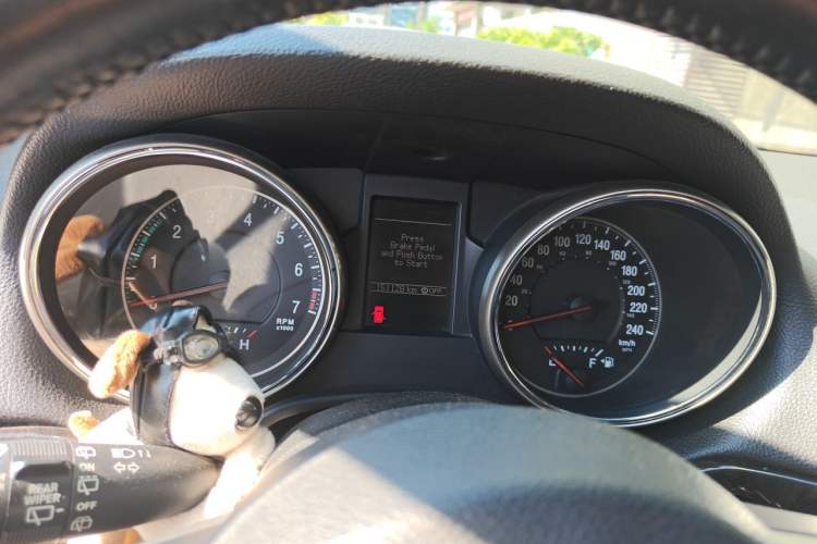 Used Jeep Grand Cherokee 2011 Revised Version 3.6L Comfort Edition Instrument Cluster