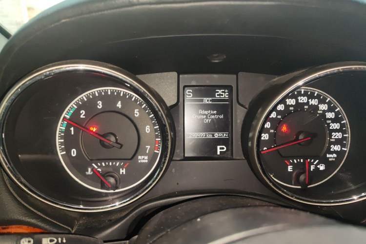 Used Jeep Grand Cherokee 2011 3.6L Flagship Edition Instrument Cluster