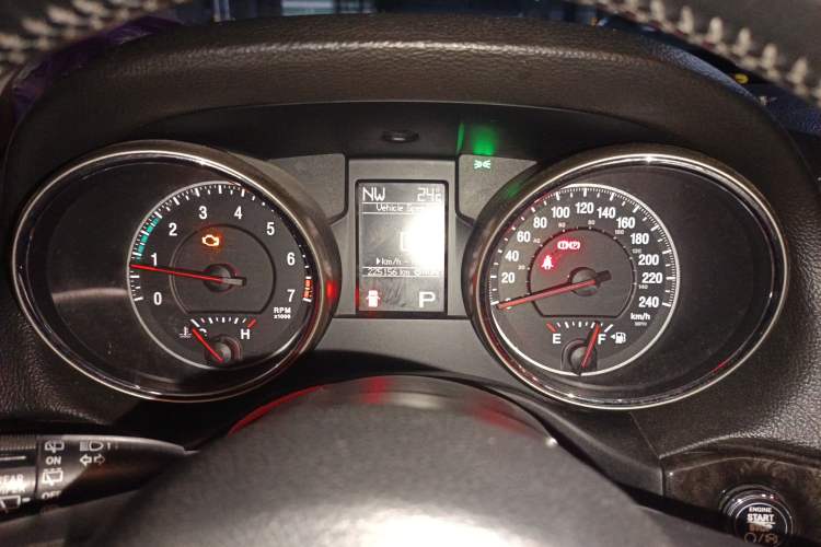 Used Jeep Grand Cherokee 2011 Revised Version 3.6L Comfort Edition Instrument Cluster