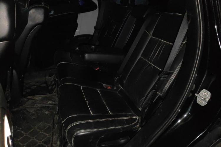 Used Jeep Grand Cherokee 2011 3.6L Luxury Edition Left Rear Seat