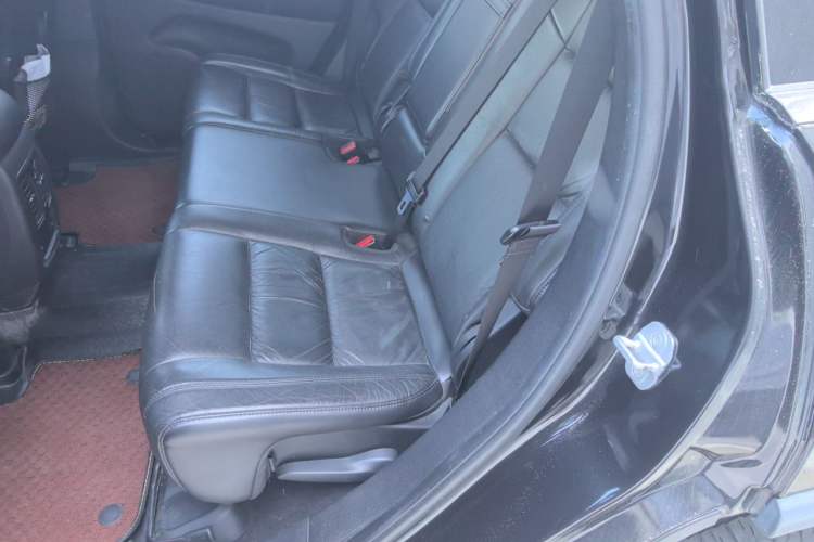 Used Jeep Grand Cherokee 2011 Revised Version 3.6L Comfort Edition Left Rear Seat