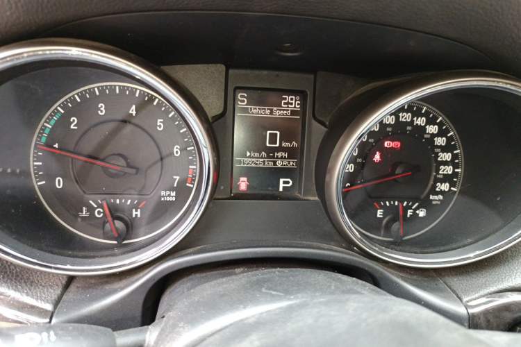 Used Jeep Grand Cherokee 2011 Revised 3.6L Classic Edition Odometer Close Up