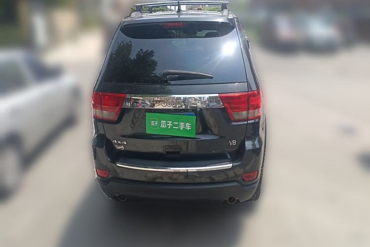 Used Jeep Grand Cherokee 2011 5.7L Flagship Navigation Edition Rear