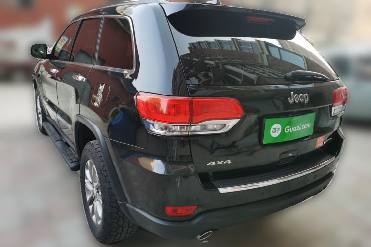 Used Jeep Grand Cherokee 2011 Revised 3.6L Luxury Navigation Edition Rear Left 45 Deg