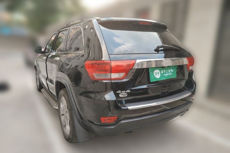 Used Jeep Grand Cherokee 2011 3.6L Flagship Edition Rear Left 45 Deg
