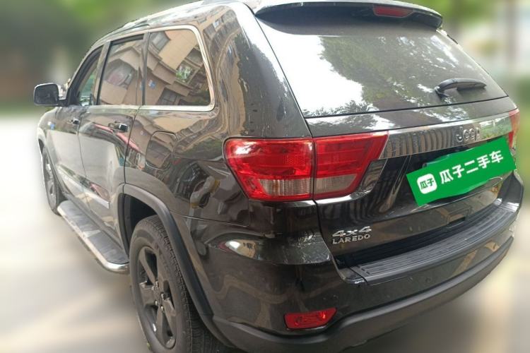 Used Jeep Grand Cherokee 2011 3.6L Luxury Navigation Edition Rear Left 45 Deg