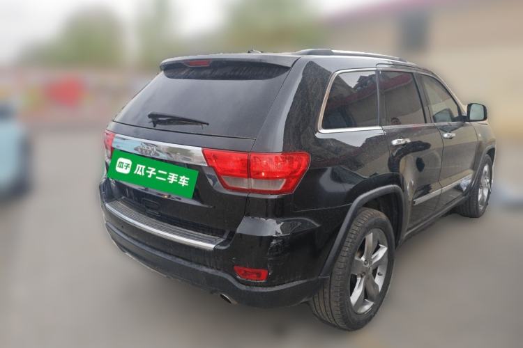 Used Jeep Grand Cherokee 2011 5.7L Flagship Navigation Edition Rear Right 45 Deg