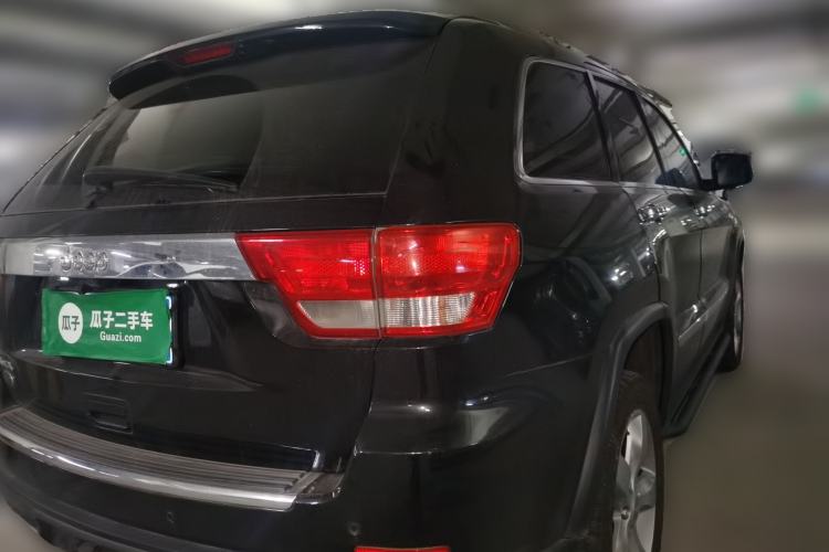 Used Jeep Grand Cherokee  Rear Right 45 Deg