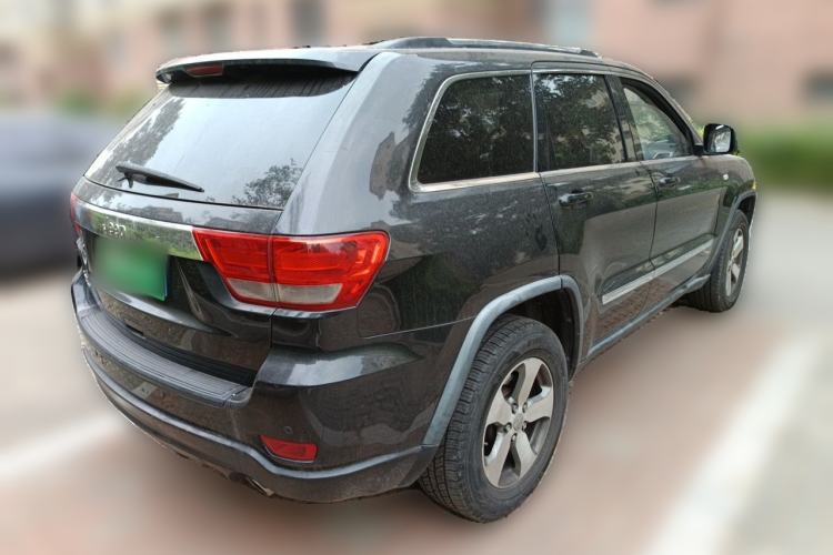 Used Jeep Grand Cherokee 2011 Revised 3.6L Classic Edition Rear Right 45 Deg