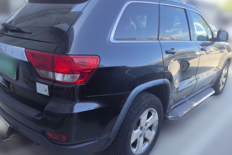 Used Jeep Grand Cherokee 2011 Revised Version 3.6L Comfort Edition Rear Right 45 Deg