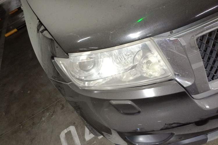Used Jeep Grand Cherokee 2011 3.6L Flagship Edition Right Front Headlight