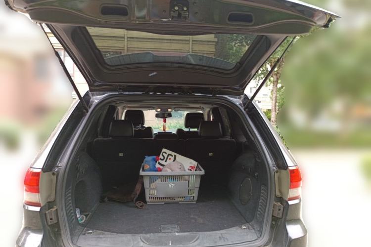 Used Jeep Grand Cherokee 2011 Revised 3.6L Classic Edition Trunk