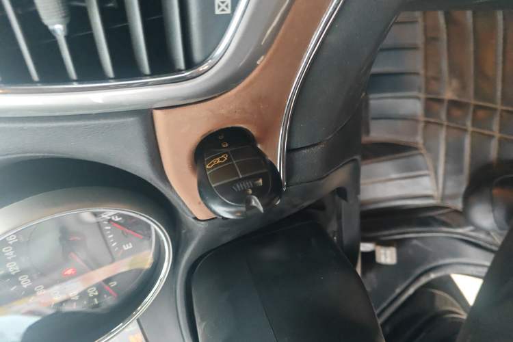 Used Jeep Grand Cherokee 2011 5.7L Flagship Navigation Edition Vehicle Key