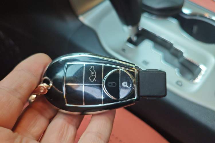 Used Jeep Grand Cherokee 2011 5.7L Flagship Navigation Edition Vehicle Key