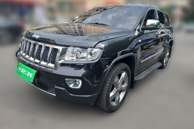 Ojetý Jeep Grand Cherokee 2011 3.6L Flagship Edition