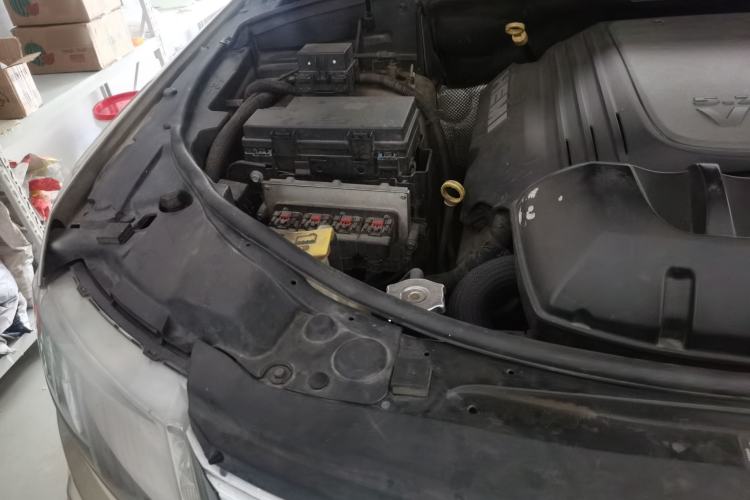 Used Jeep Grand Cherokee  Engine Bay Right
