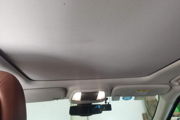 Used Jeep Grand Cherokee  Headliner