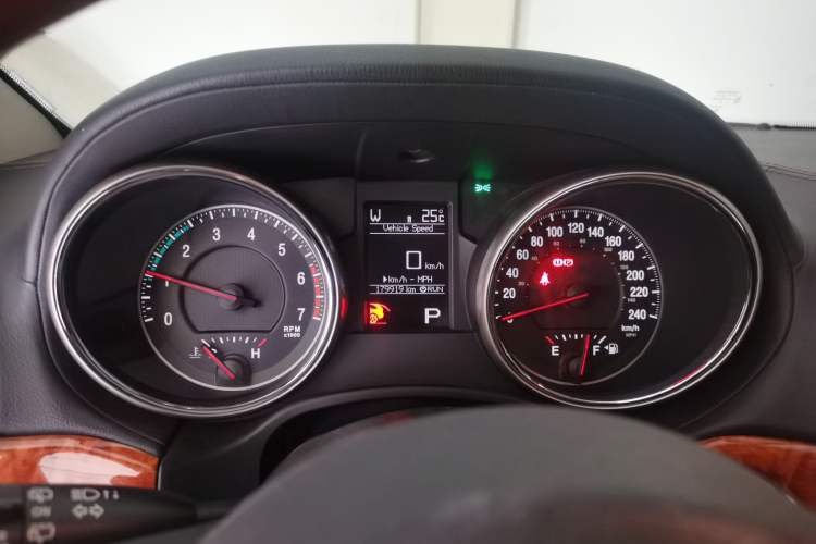 Used Jeep Grand Cherokee  Instrument Cluster
