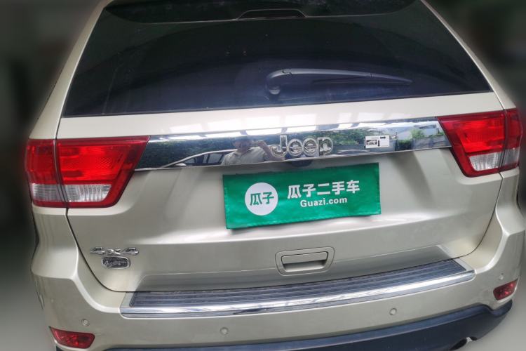 Used Jeep Grand Cherokee  Rear