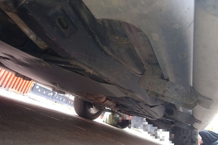 Used Jeep Grand Cherokee 2011 3.6L Flagship Navigation Edition Chassis Front Left