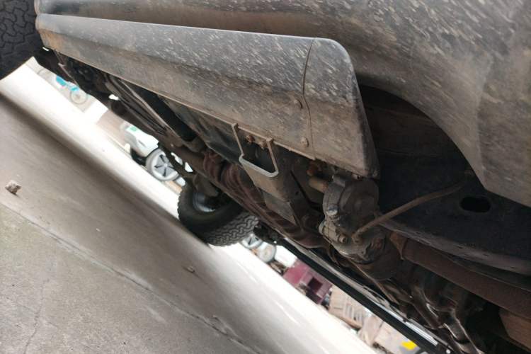 Used Jeep Grand Cherokee 2011 3.6L Comfort Edition Chassis Front Right