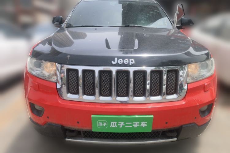 Used Jeep Grand Cherokee 2011 3.6L Luxury Navigation Edition Front