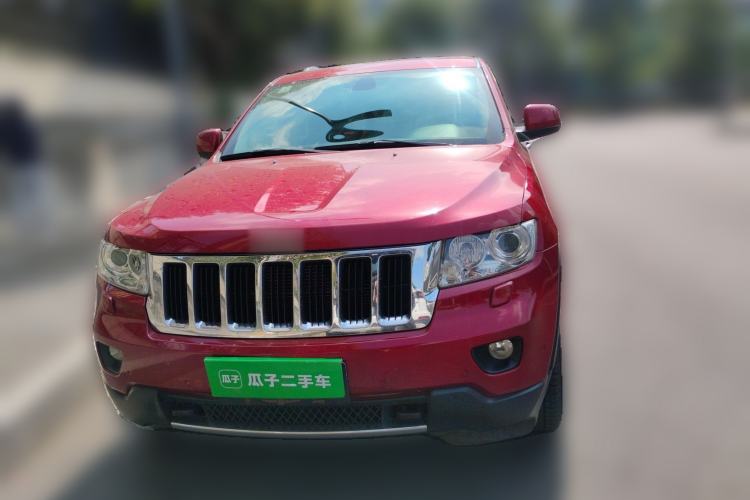 Used Jeep Grand Cherokee 2011 Revised 3.6L Luxury Edition Front