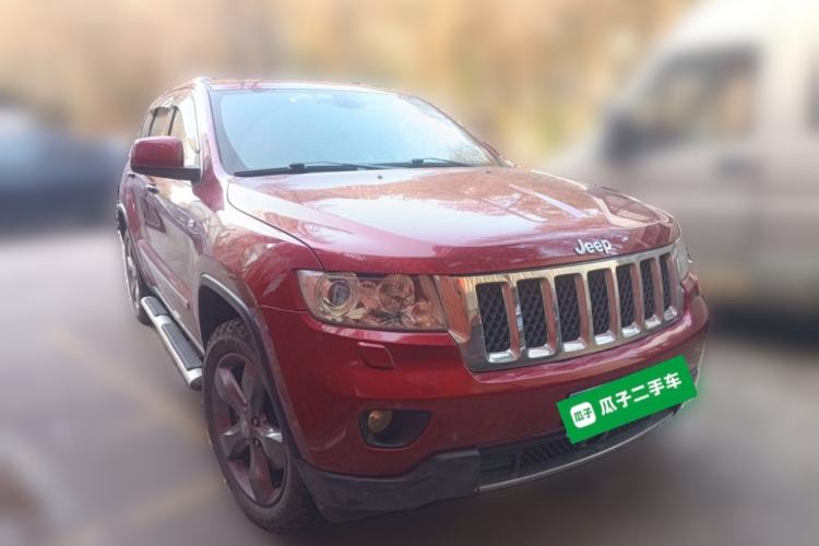 Used Jeep Grand Cherokee 2011 3.6L Flagship Navigation Edition Front Right 45 Deg