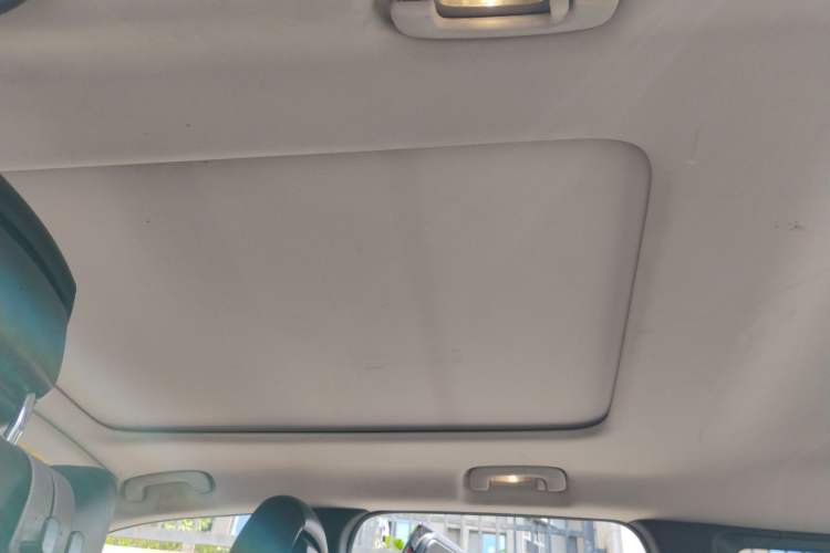 Used Jeep Grand Cherokee 2011 Revised 3.6L Luxury Edition Headliner
