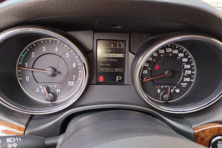 Used Jeep Grand Cherokee 2011 Revised 3.6L Luxury Edition Instrument Cluster