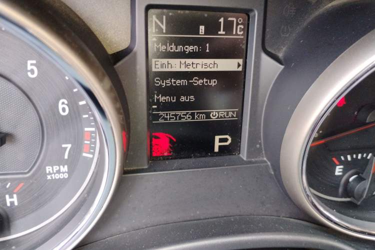Used Jeep Grand Cherokee 2011 Revised 3.6L Luxury Edition Odometer Close Up