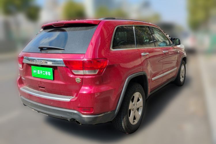 Used Jeep Grand Cherokee 2011 Revised 3.6L Luxury Edition Rear Right 45 Deg