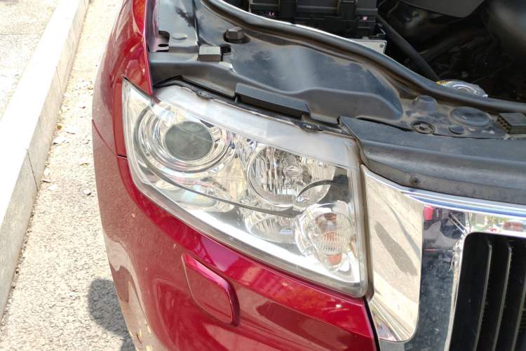 Used Jeep Grand Cherokee 2011 Revised 3.6L Luxury Edition Right Front Headlight