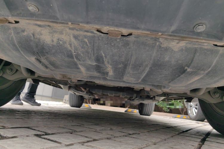 Used Jeep Grand Cherokee 2011 3.6L Luxury Navigation Edition Chassis Front