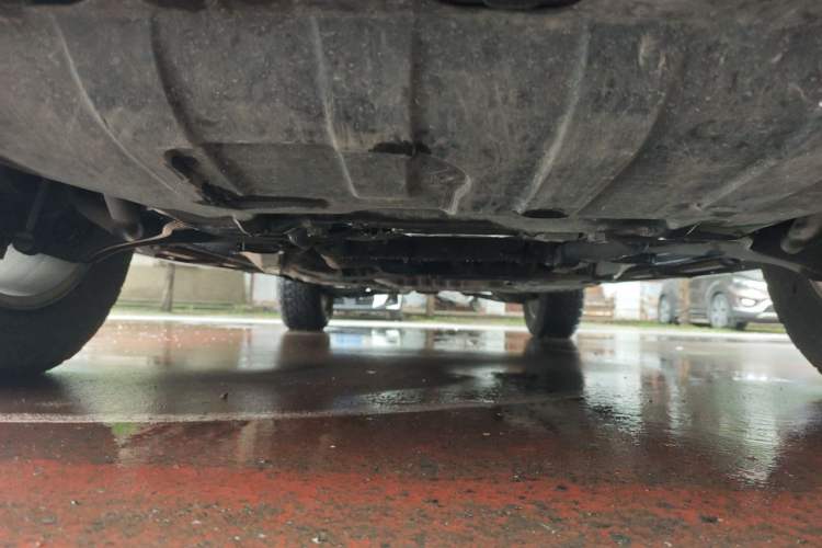 Used Jeep Grand Cherokee 2011 3.6L Luxury Navigation Edition Chassis Front