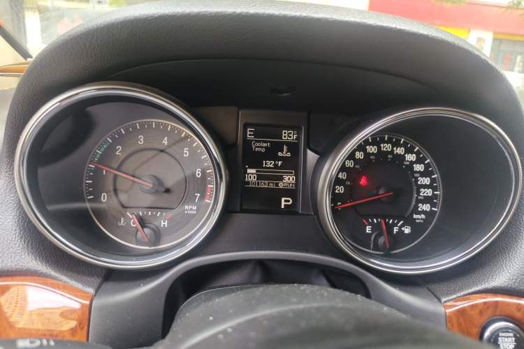 Used Jeep Grand Cherokee 2011 Revised 3.6L Luxury Navigation Edition Instrument Cluster