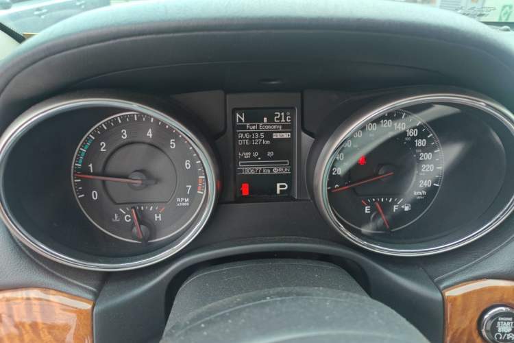 Used Jeep Grand Cherokee 2011 3.6L Flagship Edition Instrument Cluster